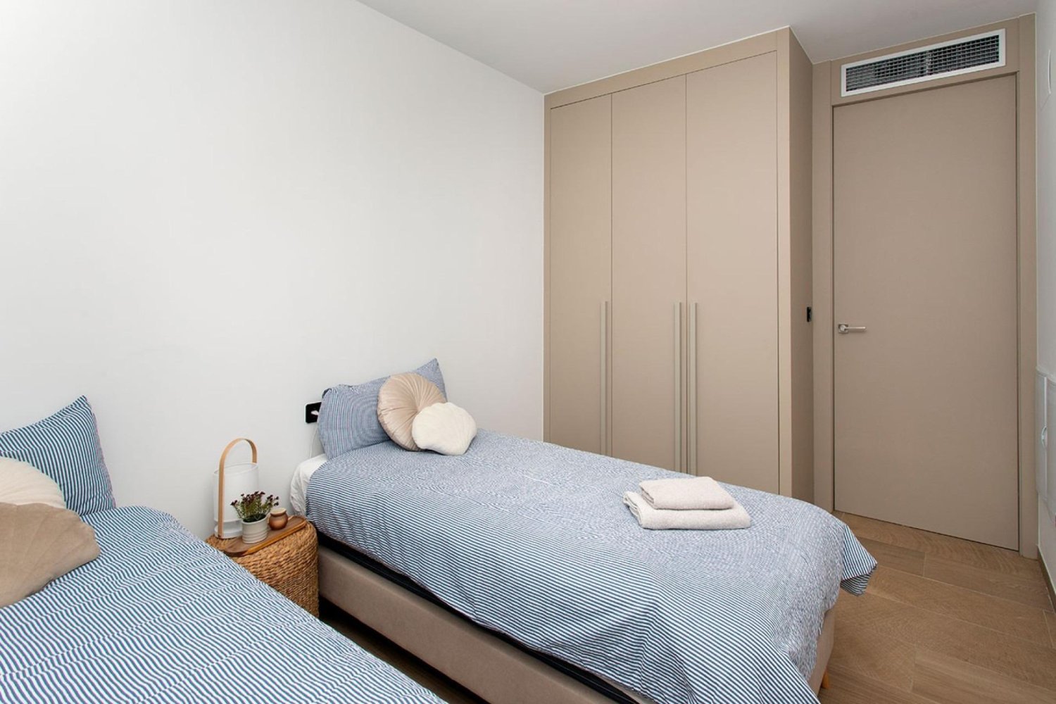 Appartamento a Algorfa, Alicante, Spagna 2 camere da letto, 135 mq. N° 198369