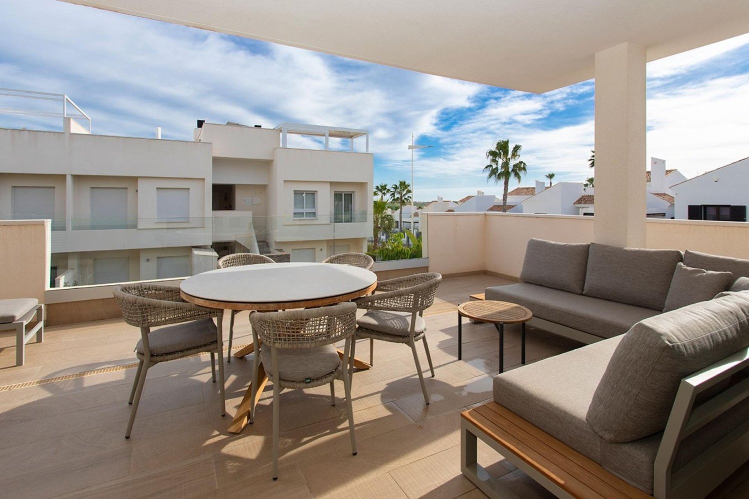 Appartamento a Algorfa, Alicante, Spagna 2 camere da letto, 135 mq. N° 198369