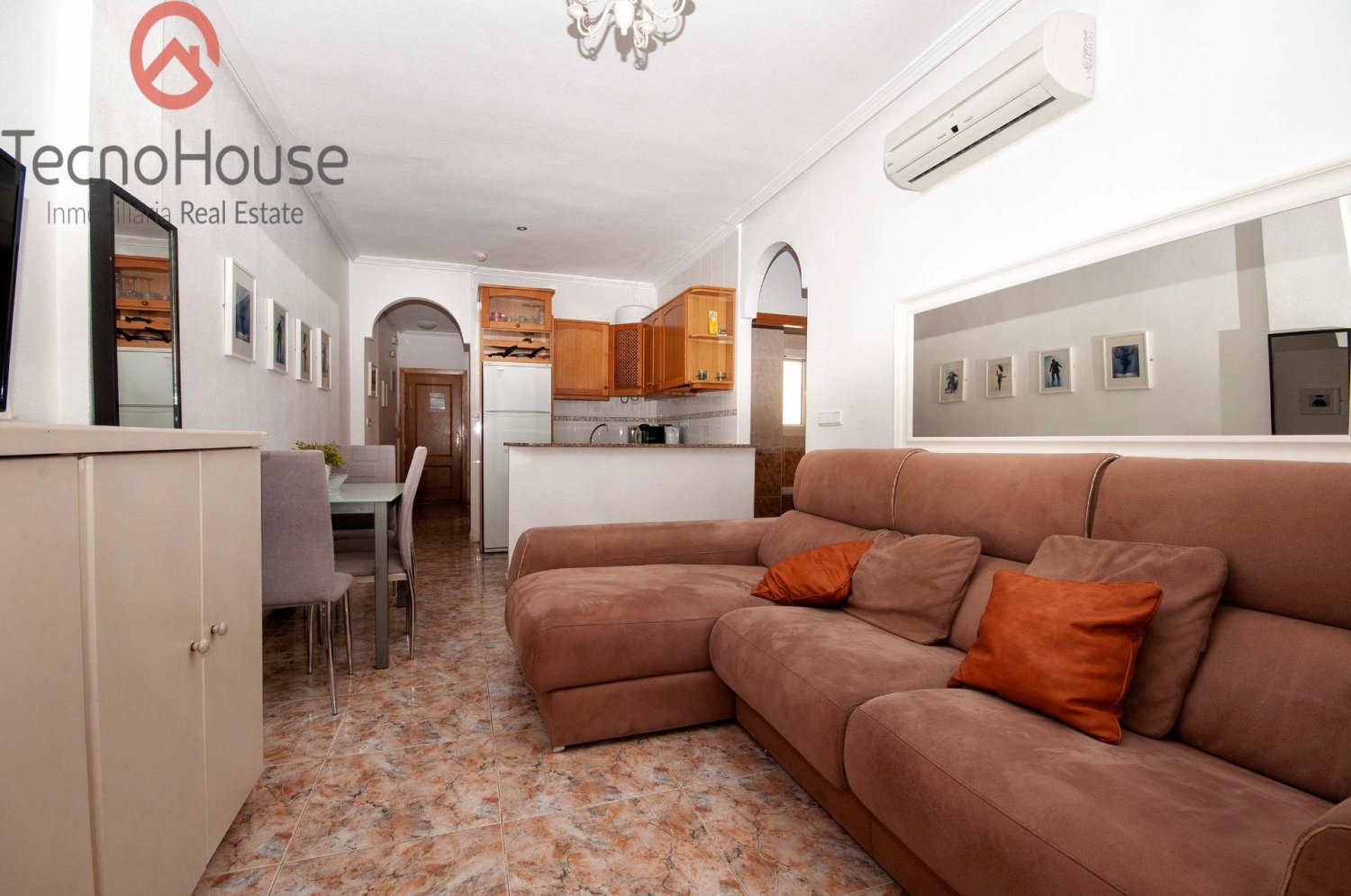 Apartment à Cabo Roig, Alicante, Espagne 2 chambres, 97 m2 No. 198043