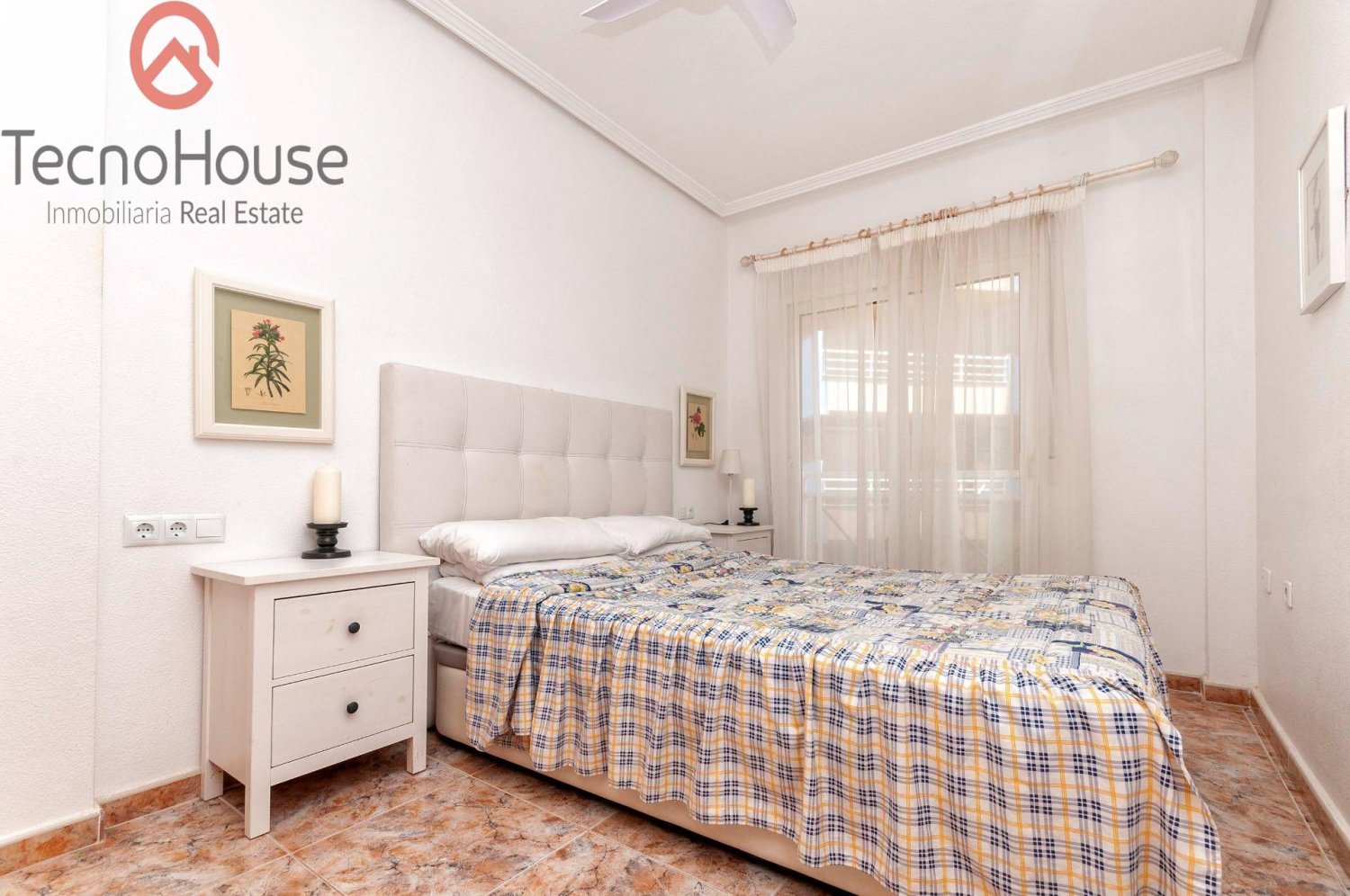 Apartment à Cabo Roig, Alicante, Espagne 2 chambres, 97 m2 No. 198043
