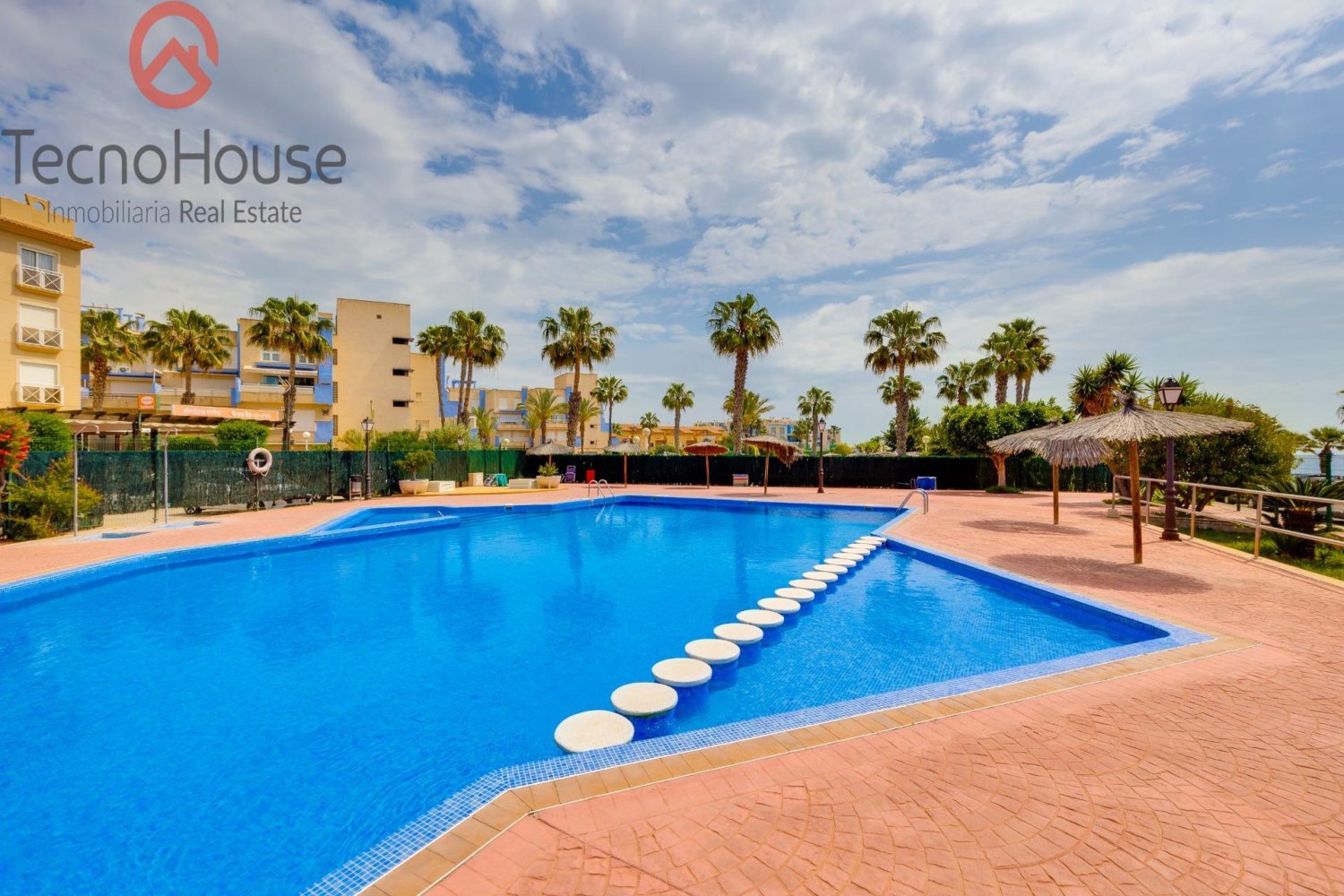 Apartment à Cabo Roig, Alicante, Espagne 2 chambres, 97 m2 No. 198043