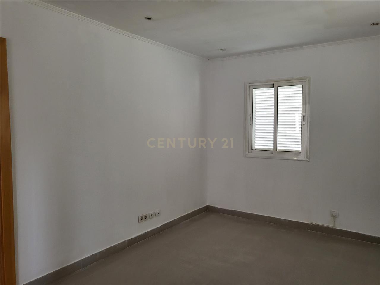 Casa a Canyelles, Barcelona, Spagna 3 camere da letto, 180 mq. N° 197550