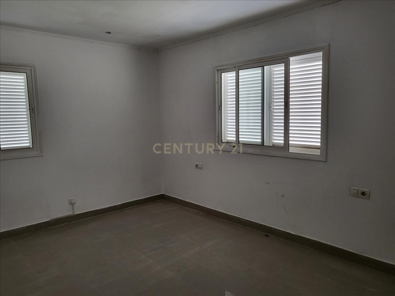 Casa a Canyelles, Barcelona, Spagna 3 camere da letto, 180 mq. N° 197550