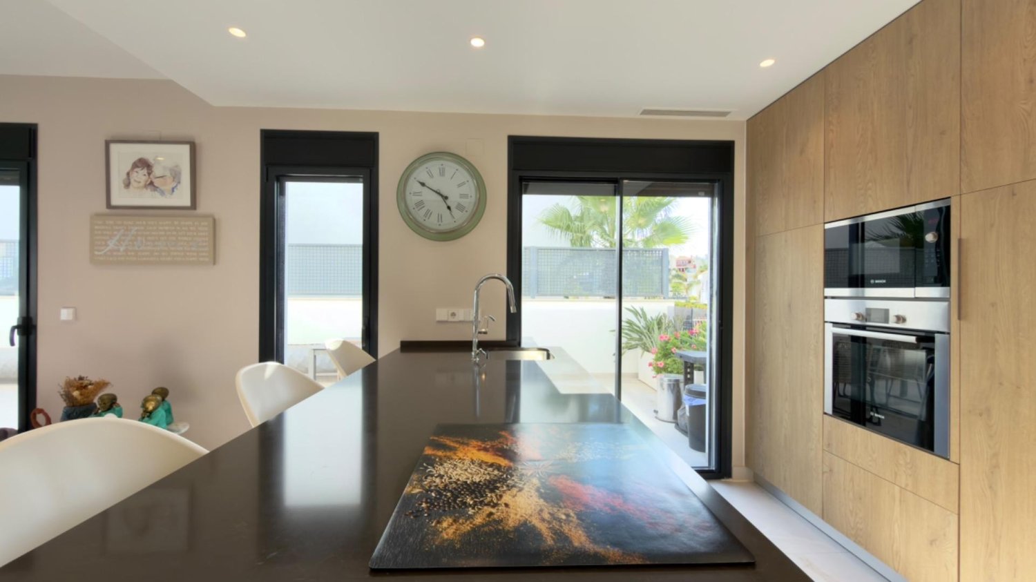 Villa en Benidorm, Alicante, España 4 dormitorios, 324 m2 No. 199719