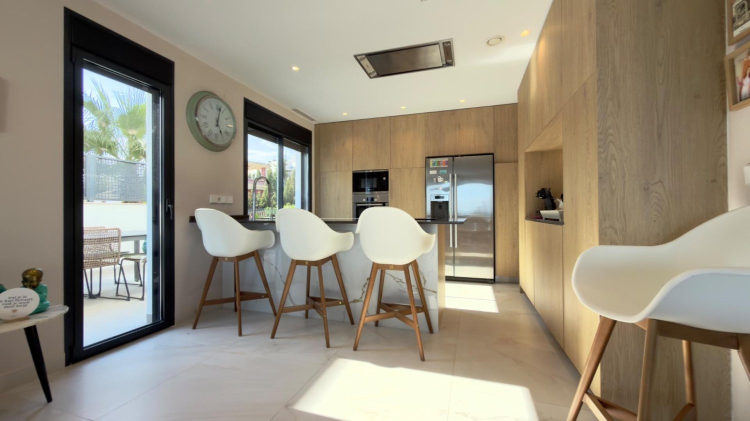 Villa en Benidorm, Alicante, España 4 dormitorios, 324 m2 No. 199719