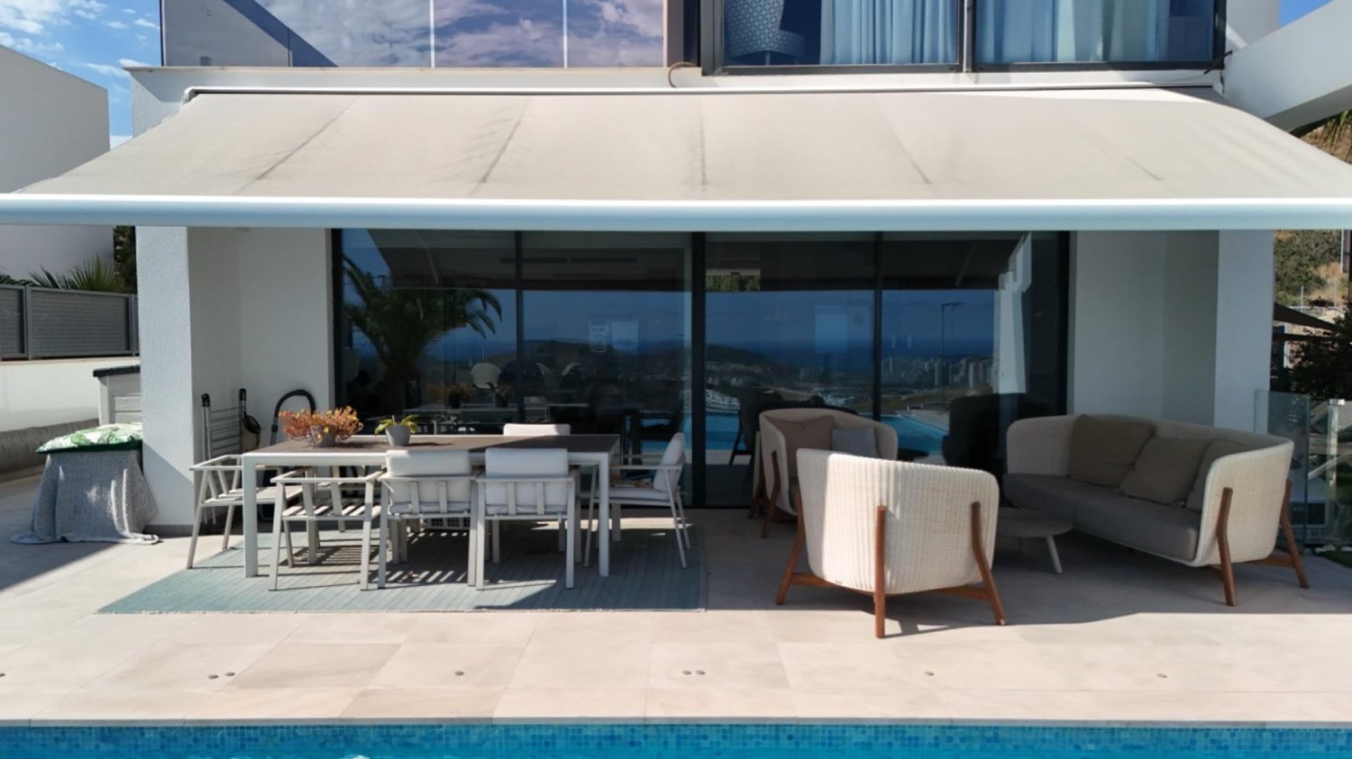 Villa en Benidorm, Alicante, España 4 dormitorios, 324 m2 No. 199719