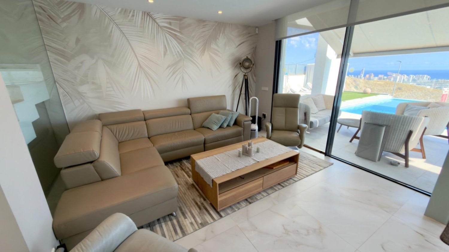 Villa en Benidorm, Alicante, España 4 dormitorios, 324 m2 No. 199719