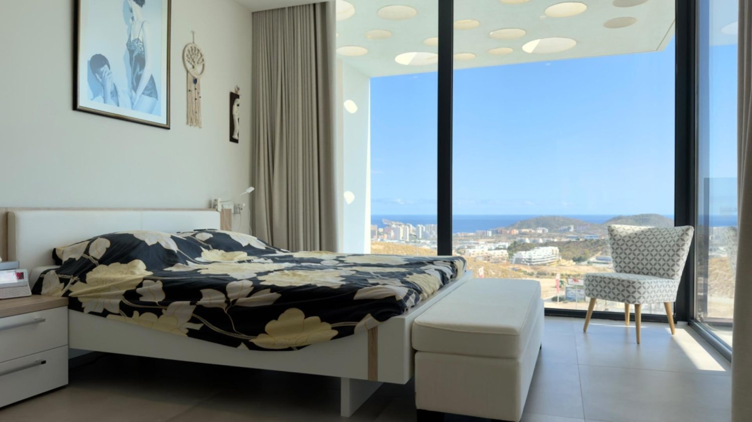 Villa en Benidorm, Alicante, España 4 dormitorios, 324 m2 No. 199719