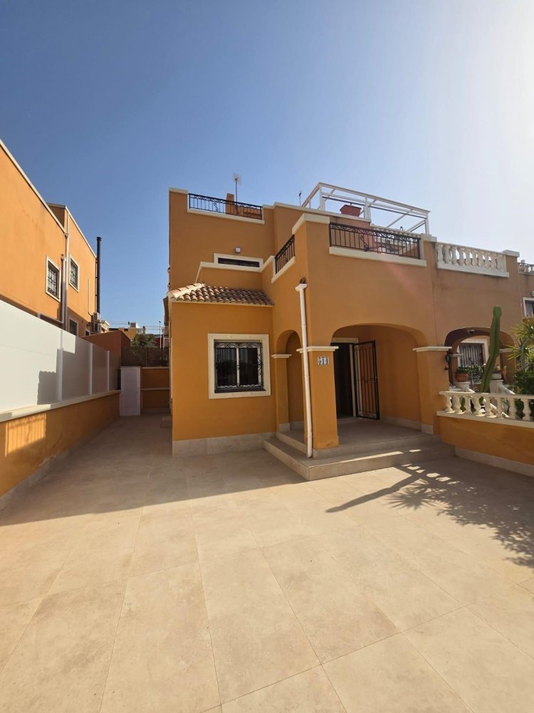 Huvila La Florida, Alicante, Espanja 3 makuuhuonetta, 120 m2 No. 199965