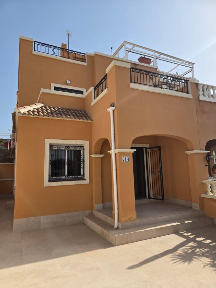 Huvila La Florida, Alicante, Espanja 3 makuuhuonetta, 120 m2 No. 199965
