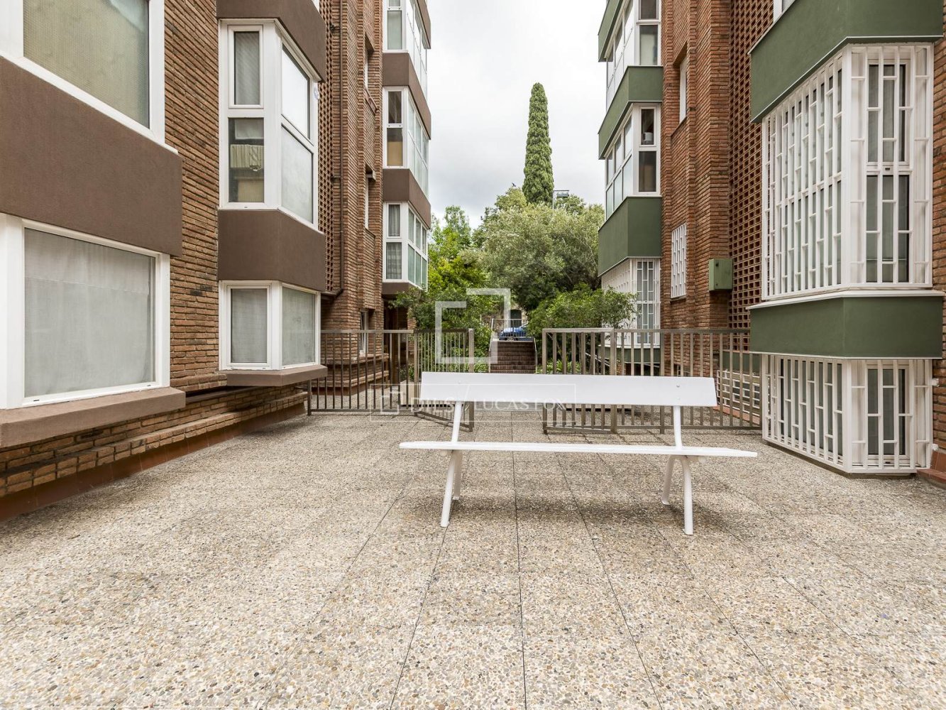 Apartment in Barcelona, Spain 4 bedrooms, 157 sq.m. No. 199176