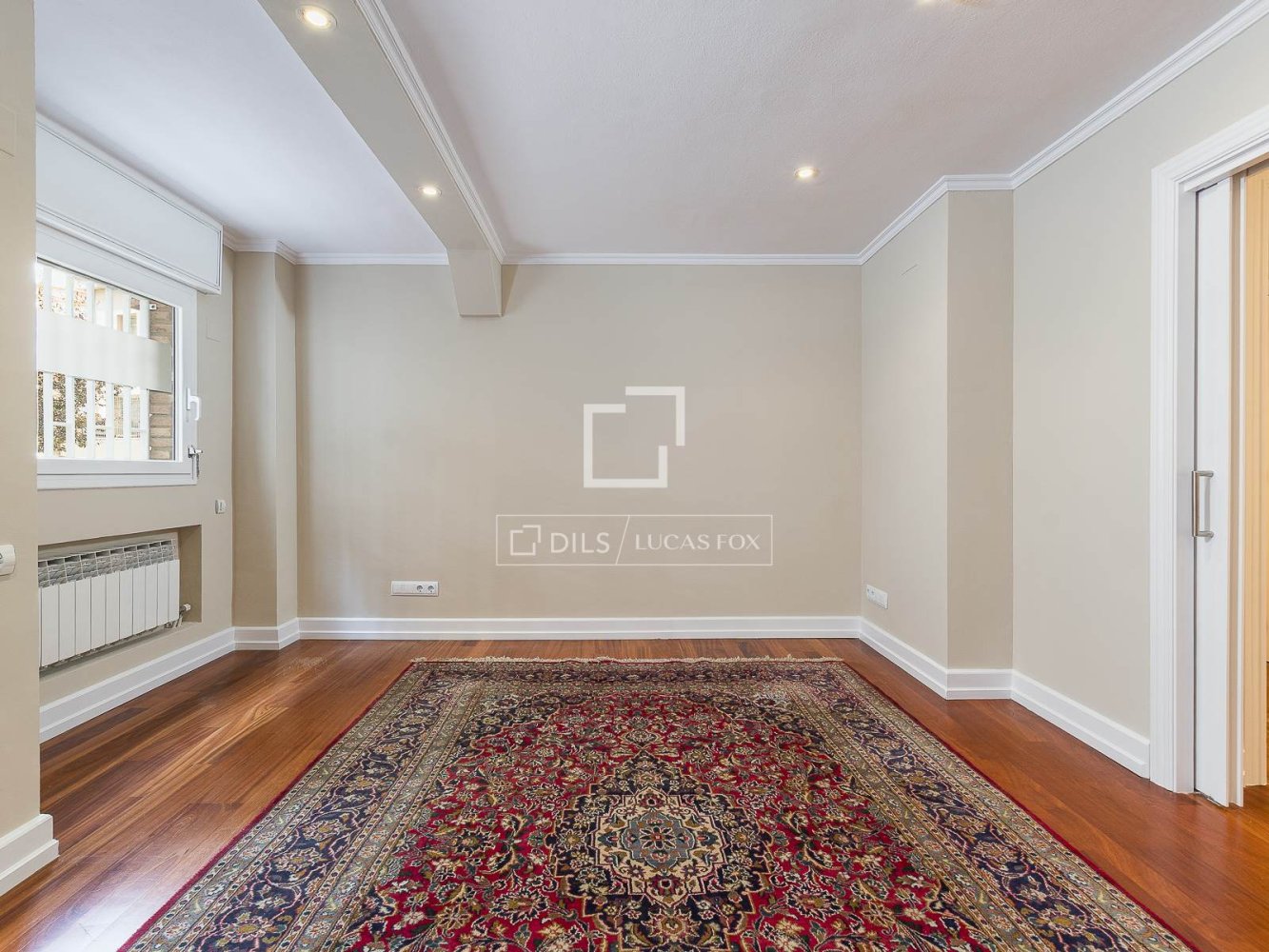 Apartment in Barcelona, Spain 4 bedrooms, 157 sq.m. No. 199176