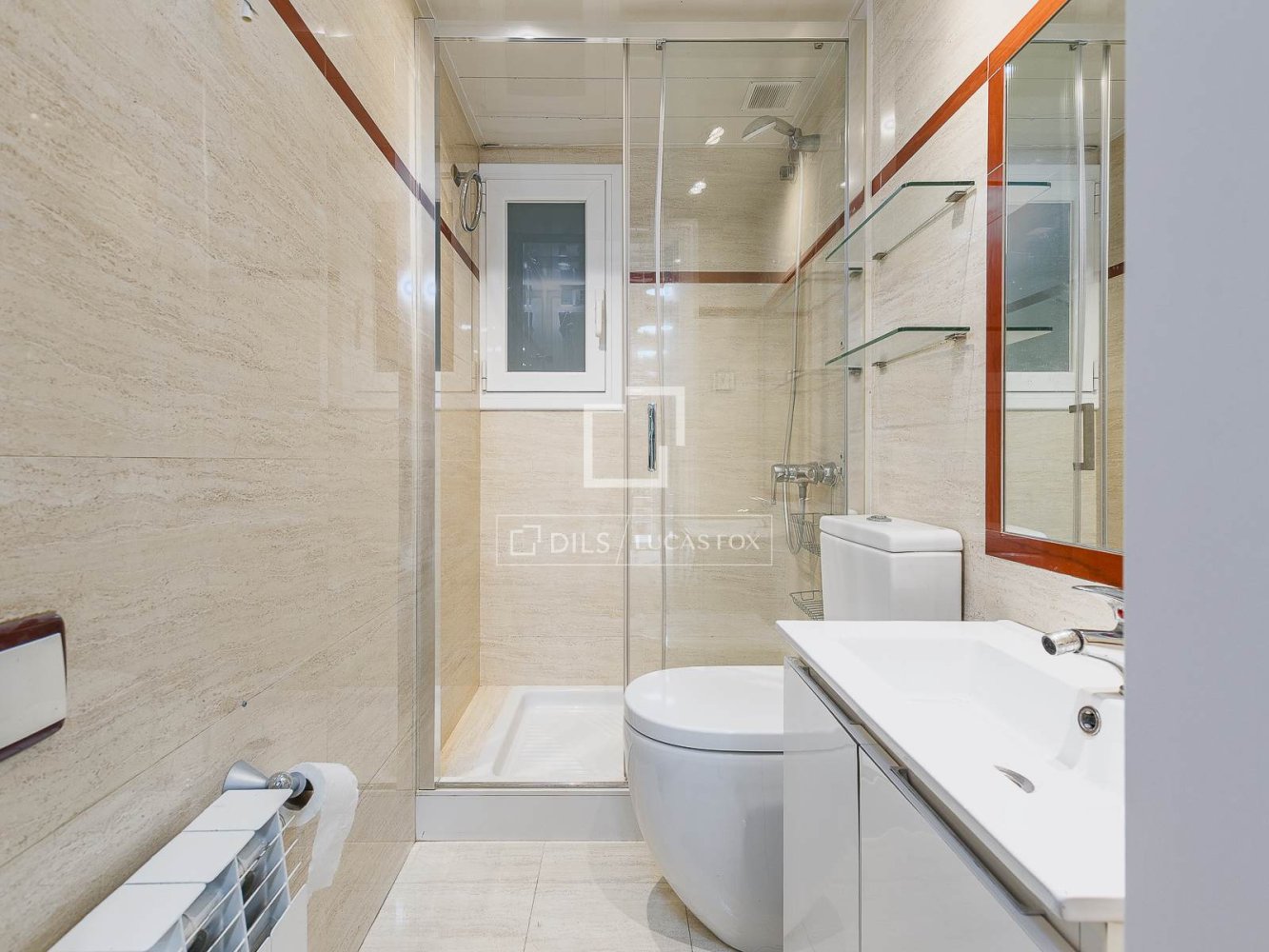 Apartment in Barcelona, Spain 4 bedrooms, 157 sq.m. No. 199176