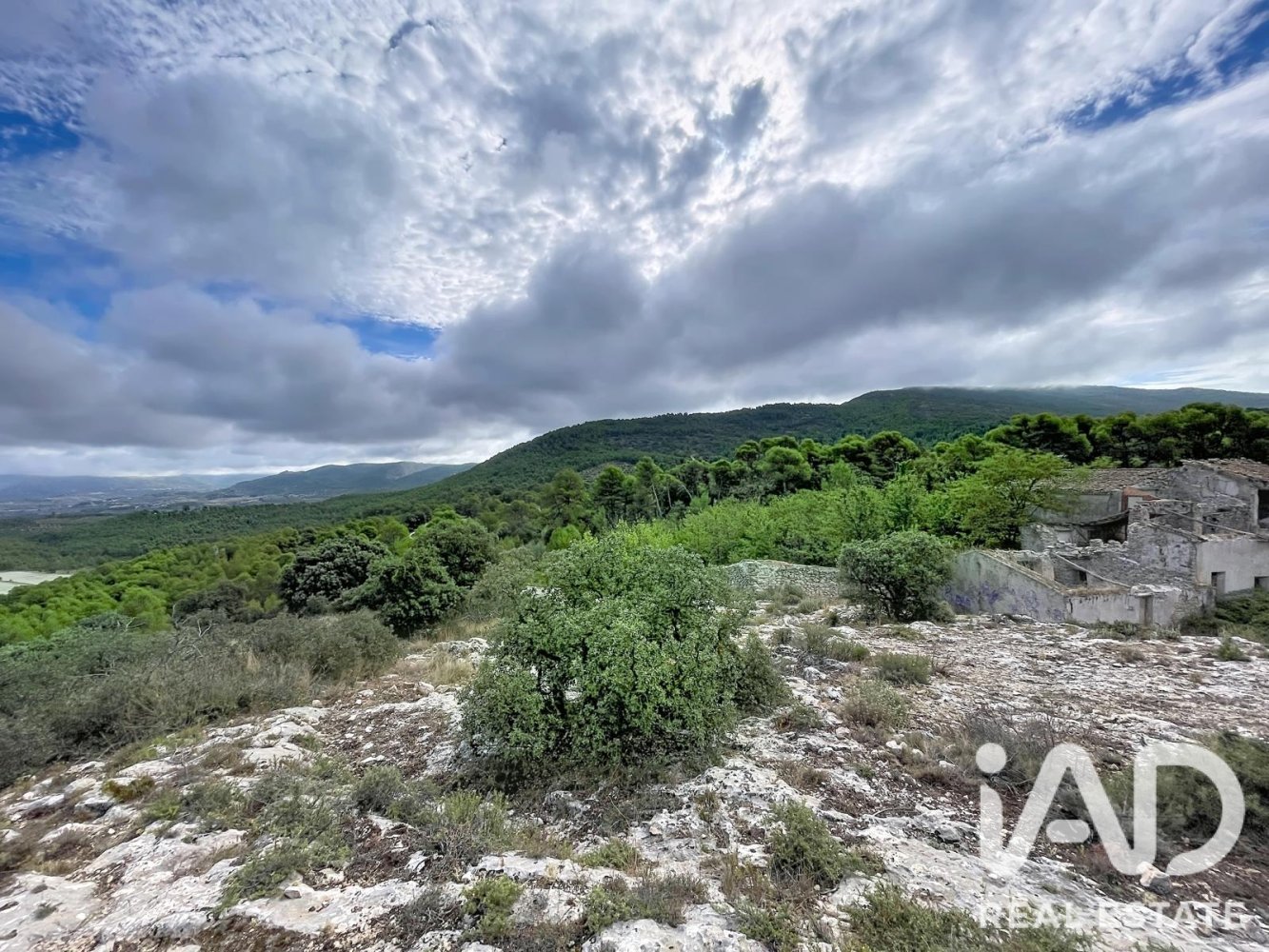Tomt i Alcoy, Alicante, Spanien 2785000 kvm. Nr. 198598