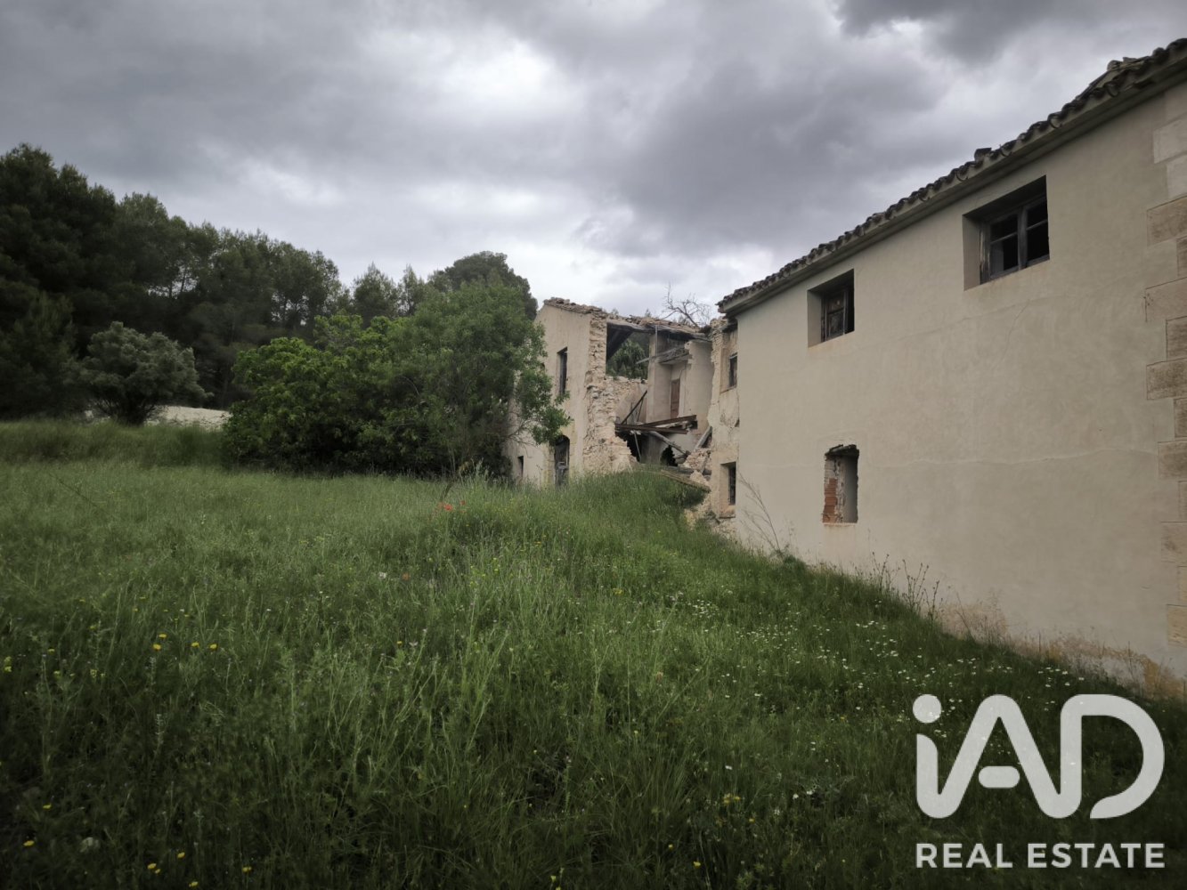 Tomt i Alcoy, Alicante, Spanien 2785000 kvm. Nr. 198598