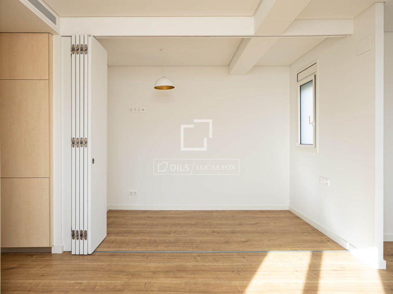 Penthauss Barcelona, Spānijā 1 istaba, 57 m2 Nr. 197638