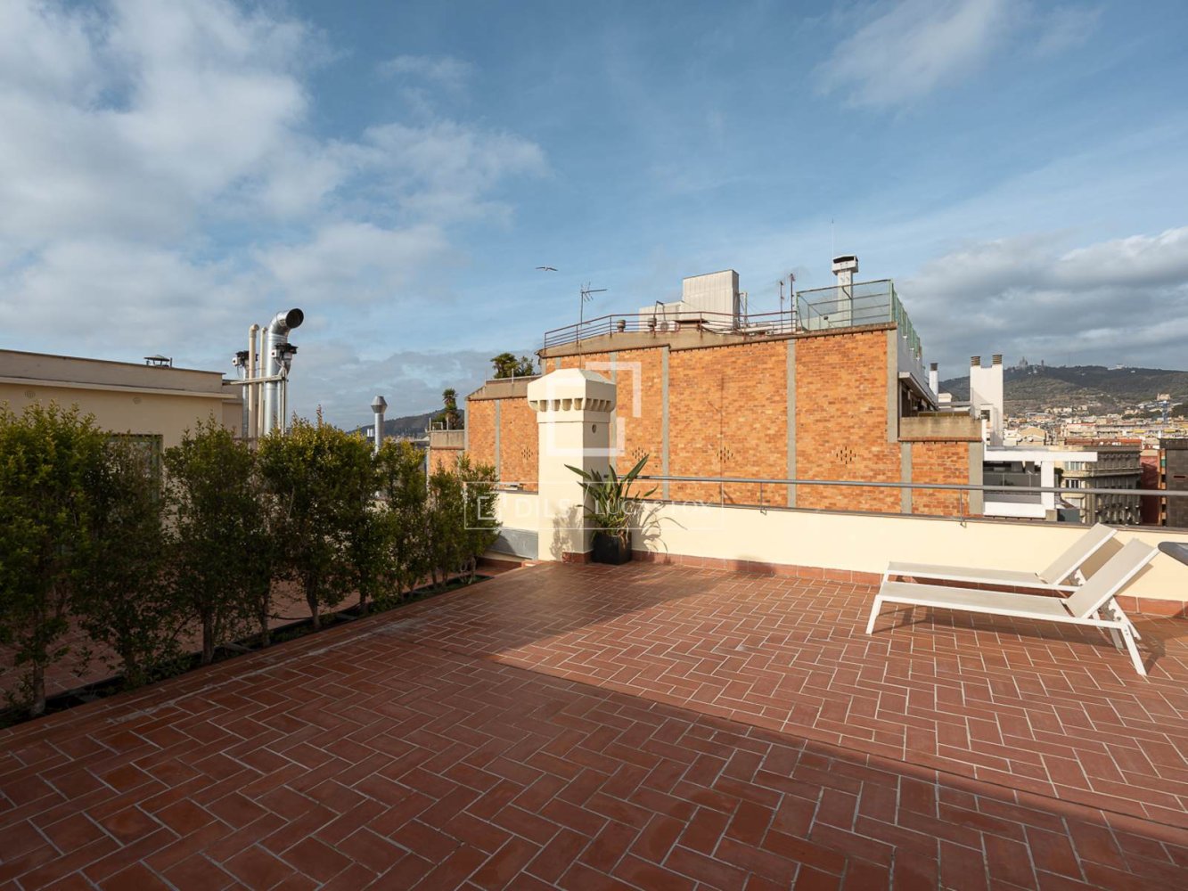 Penthauss Barcelona, Spānijā 1 istaba, 57 m2 Nr. 197638