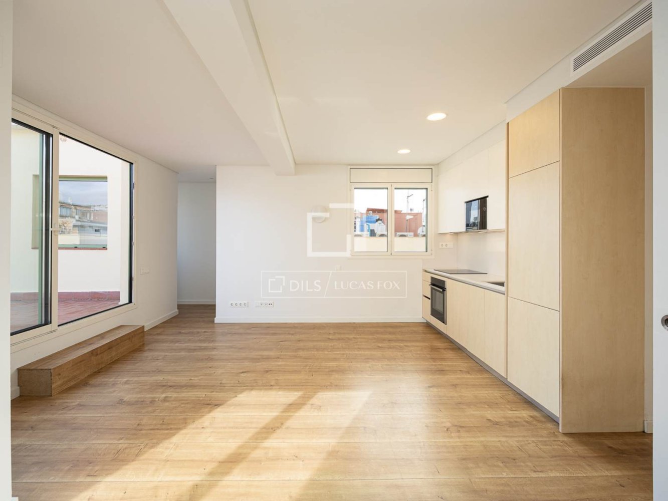 Penthauss Barcelona, Spānijā 1 istaba, 57 m2 Nr. 197638