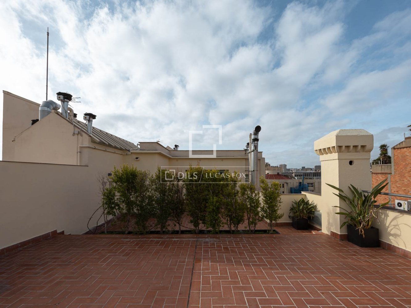 Penthauss Barcelona, Spānijā 1 istaba, 57 m2 Nr. 197638