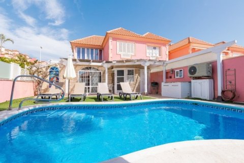 Huvila Tenerife, Espanja 3 makuuhuonetta, 212 m2 No. 199910