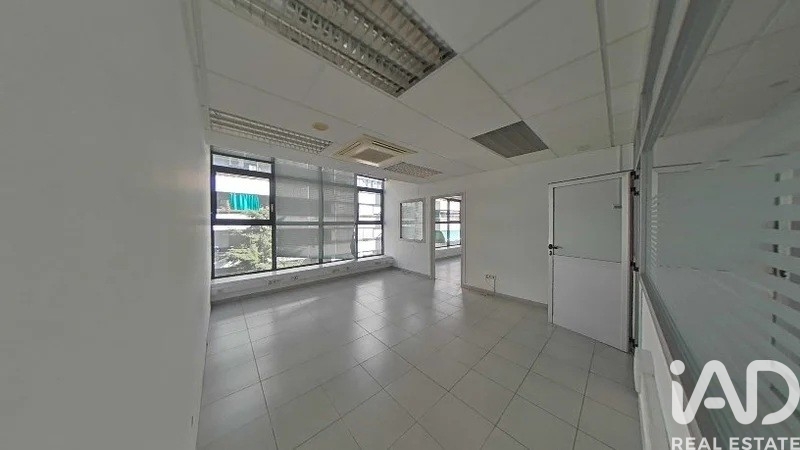 Commercial property à Manresa, Barcelona, Espagne 101 m2 No. 198669