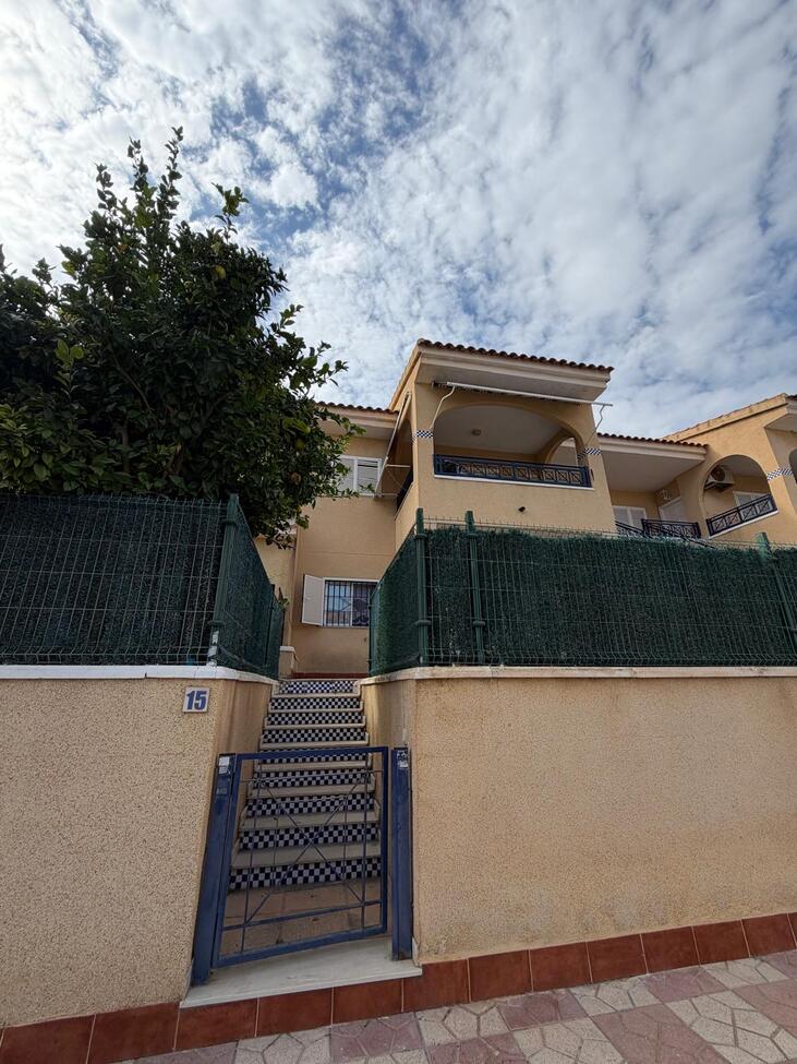 Bungalow in Gran Alacant, Alicante, Spain 2 bedrooms,  No. 198038