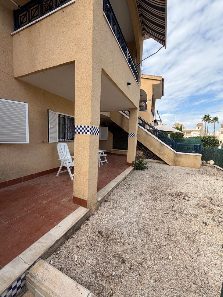 Bungalow in Gran Alacant, Alicante, Spain 2 bedrooms,  No. 198038