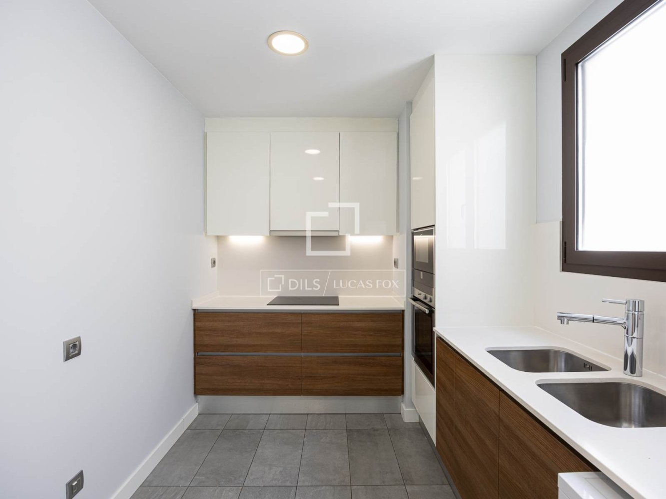 Wohnung in Barcelona, Spanien 2 Schlafzimmer, 92 m2 Nr. 199160
