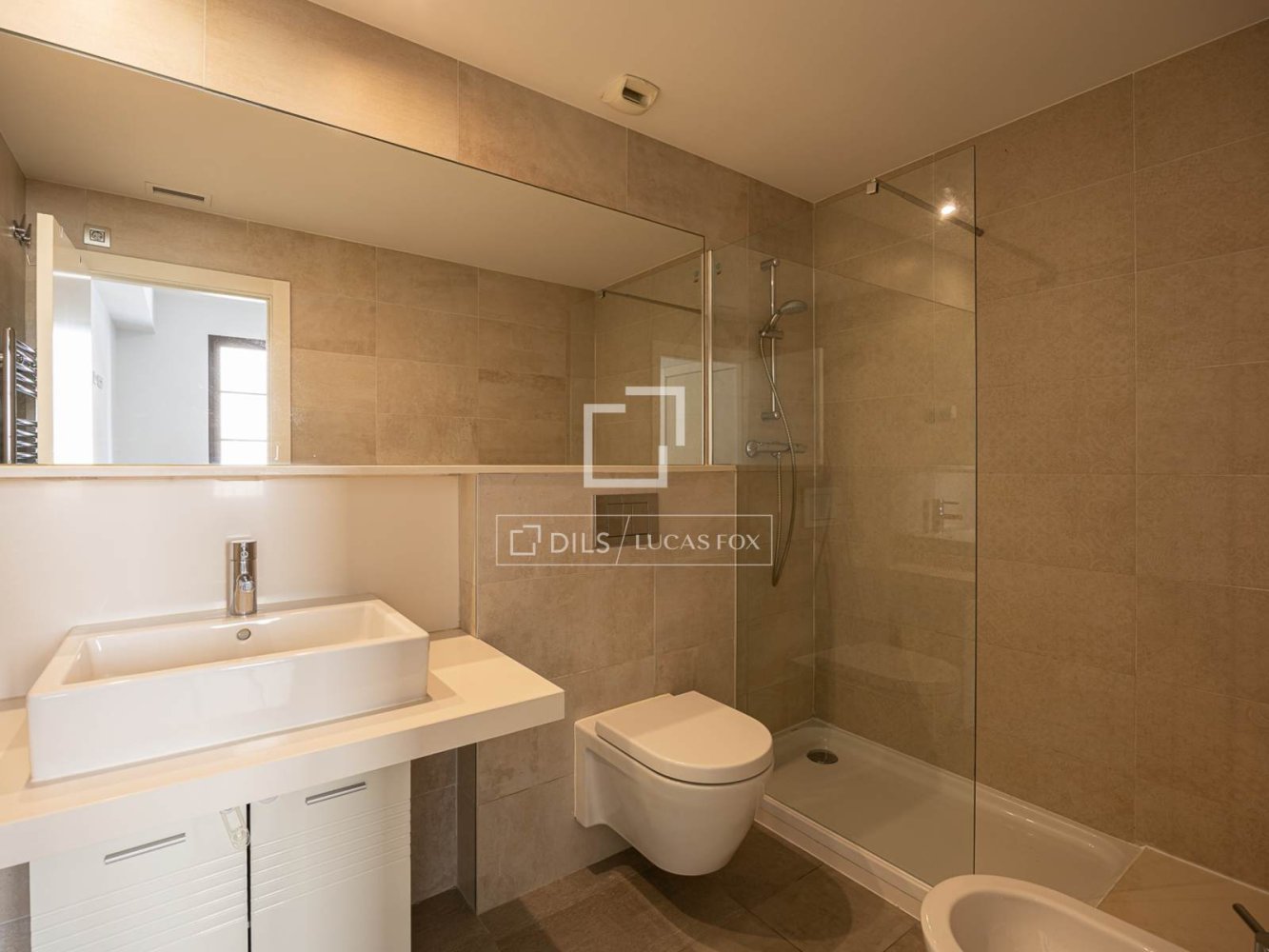 Wohnung in Barcelona, Spanien 2 Schlafzimmer, 92 m2 Nr. 199160