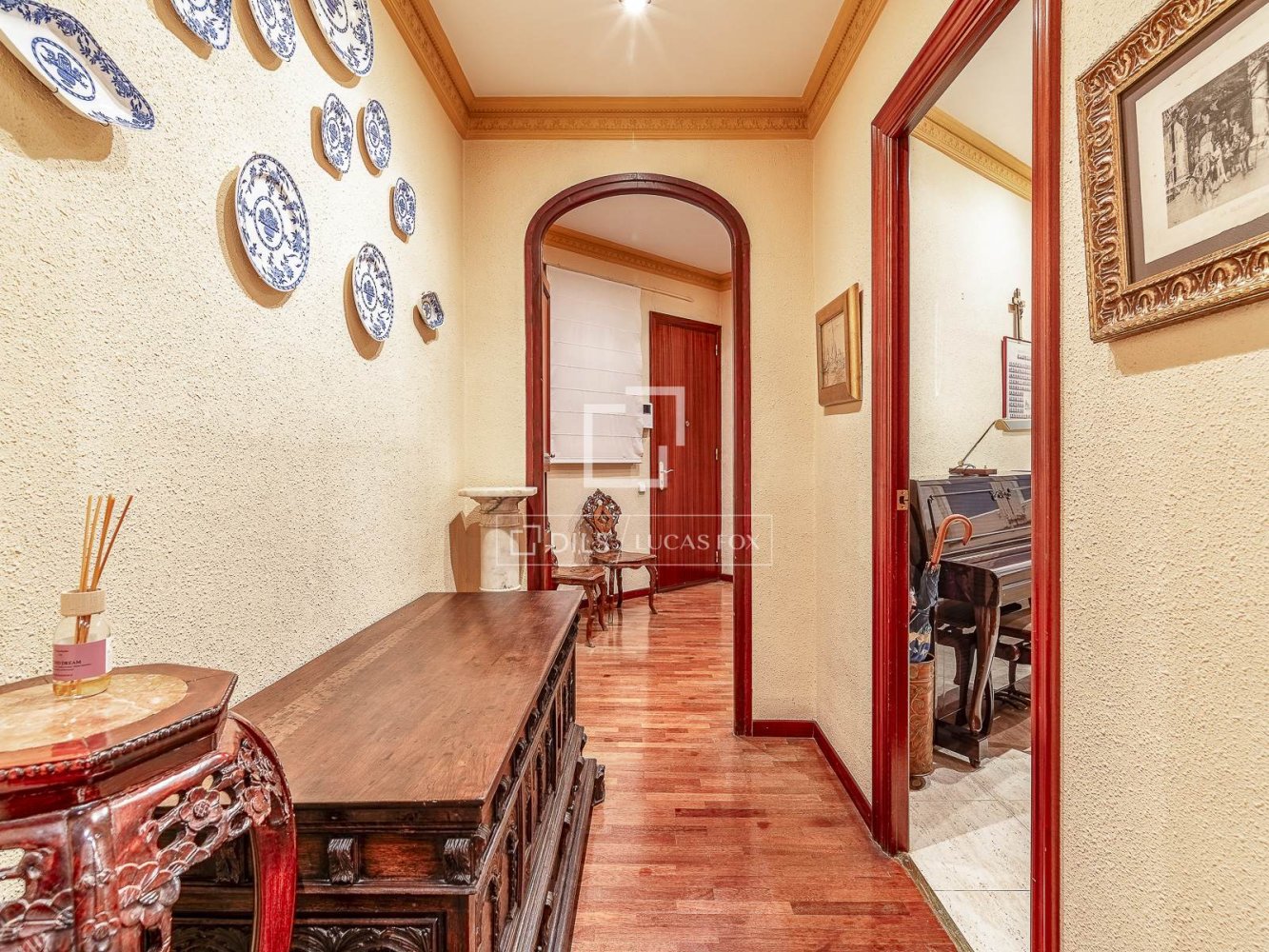 Apartment à Barcelona, Espagne 3 chambres, 114 m2 No. 199164