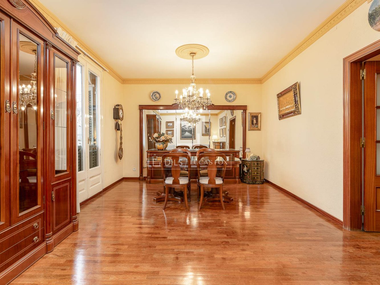 Apartment à Barcelona, Espagne 3 chambres, 114 m2 No. 199164