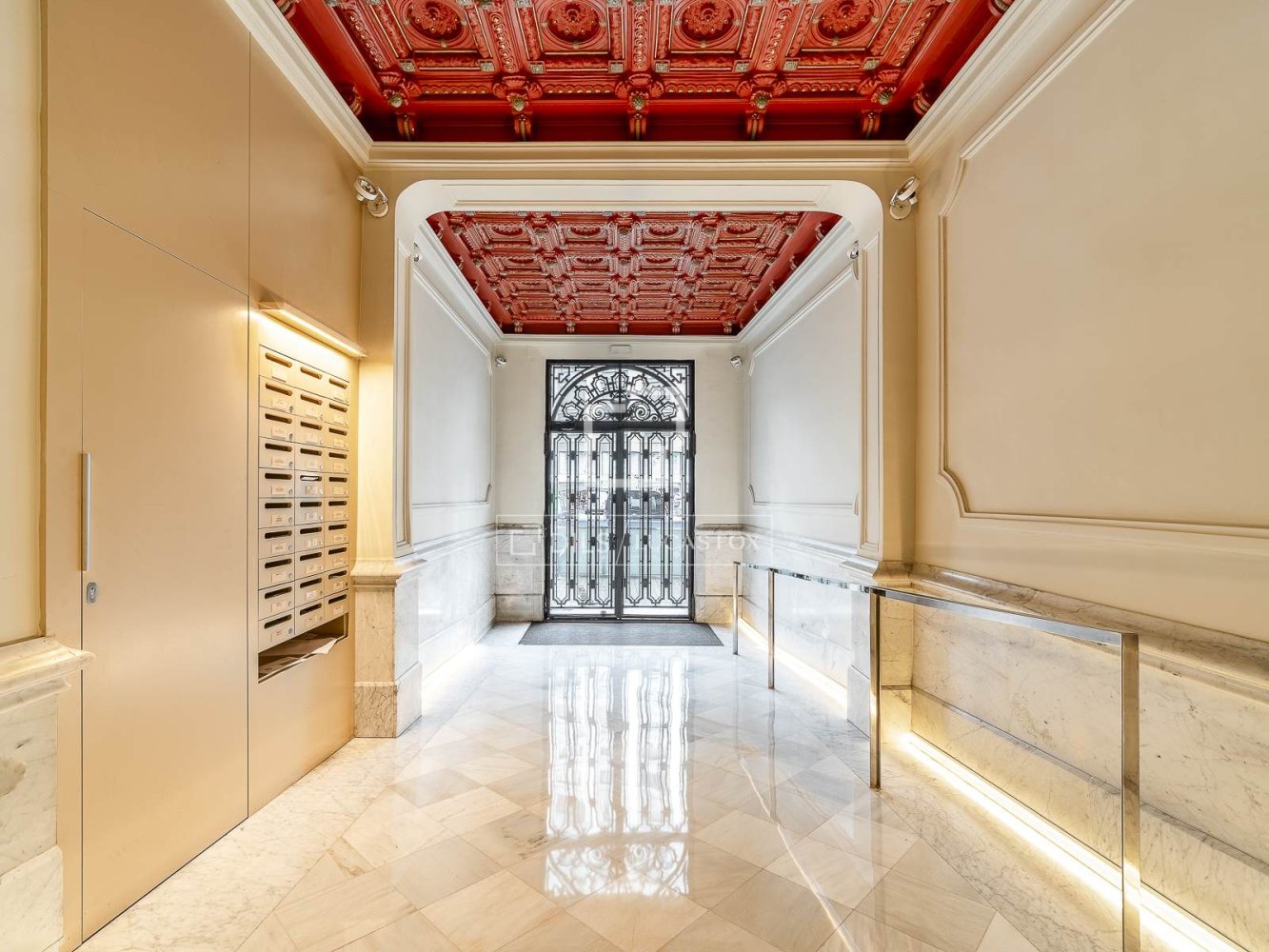 Apartment à Barcelona, Espagne 3 chambres, 114 m2 No. 199164