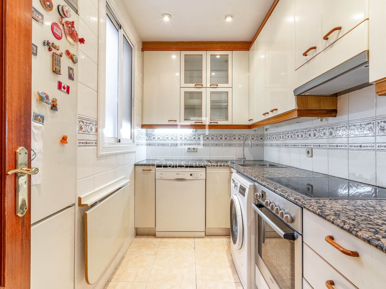 Apartment à Barcelona, Espagne 3 chambres, 114 m2 No. 199164