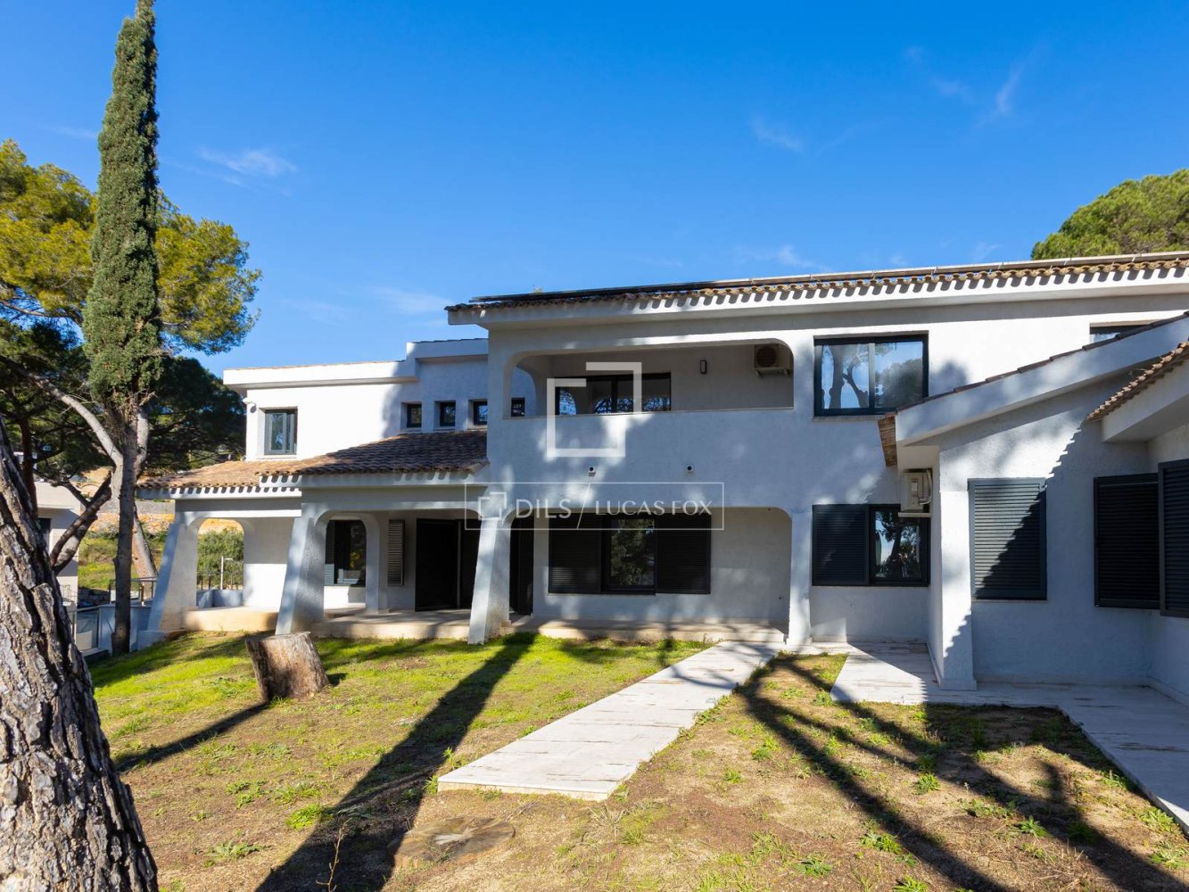 Villa in Cabrera de Mar, Barcelona, Spain 8 bedrooms, 832 sq.m. No. 200001
