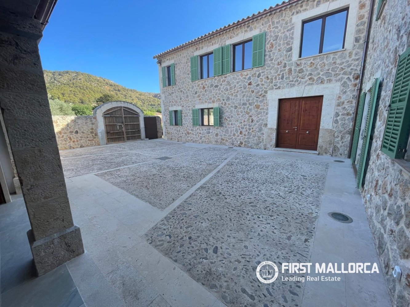 Finca en Sa Pobla, Mallorca, España 4 dormitorios, 300 m2 No. 197923