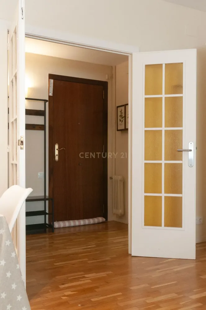 Wohnung in Barcelona, Spanien 4 Schlafzimmer, 118 m2 Nr. 199200