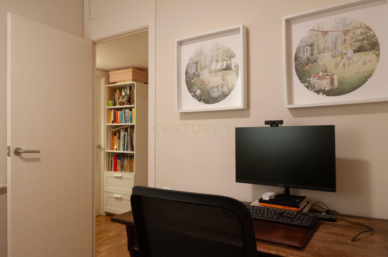 Wohnung in Barcelona, Spanien 4 Schlafzimmer, 118 m2 Nr. 199200