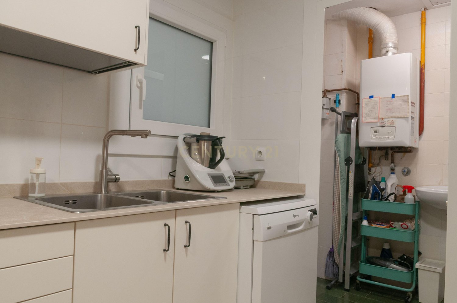 Wohnung in Barcelona, Spanien 4 Schlafzimmer, 118 m2 Nr. 199200