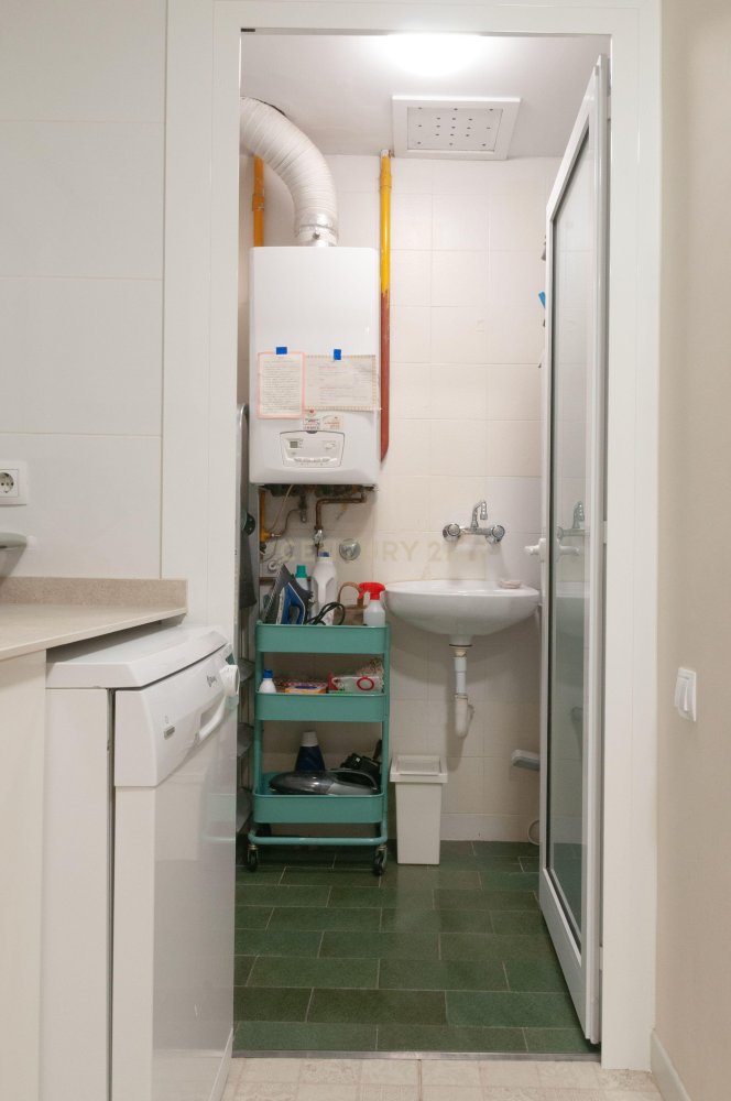 Wohnung in Barcelona, Spanien 4 Schlafzimmer, 118 m2 Nr. 199200