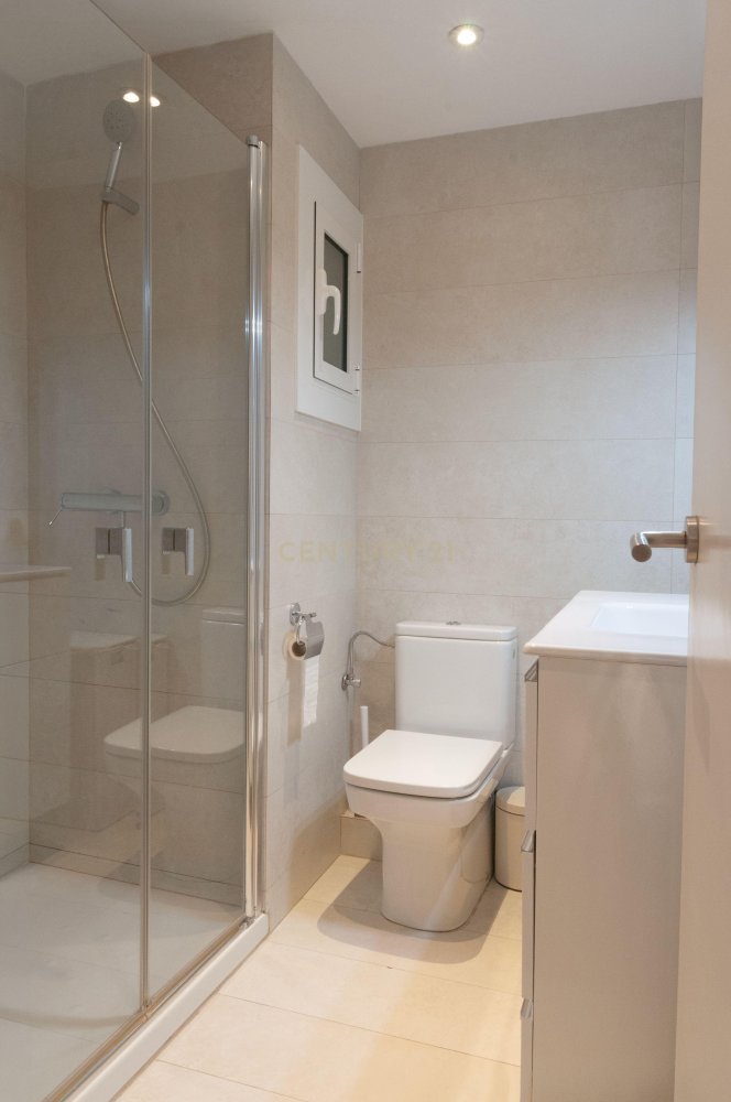 Wohnung in Barcelona, Spanien 4 Schlafzimmer, 118 m2 Nr. 199200
