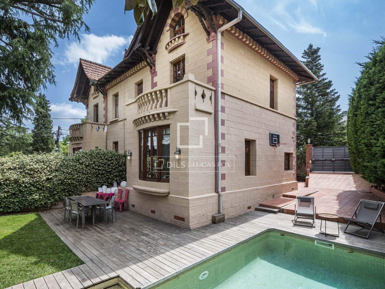 Villa i Sant Cugat Del Valles, Barcelona, Spanien 4 sovrum, 139 kvm. Nr. 192585