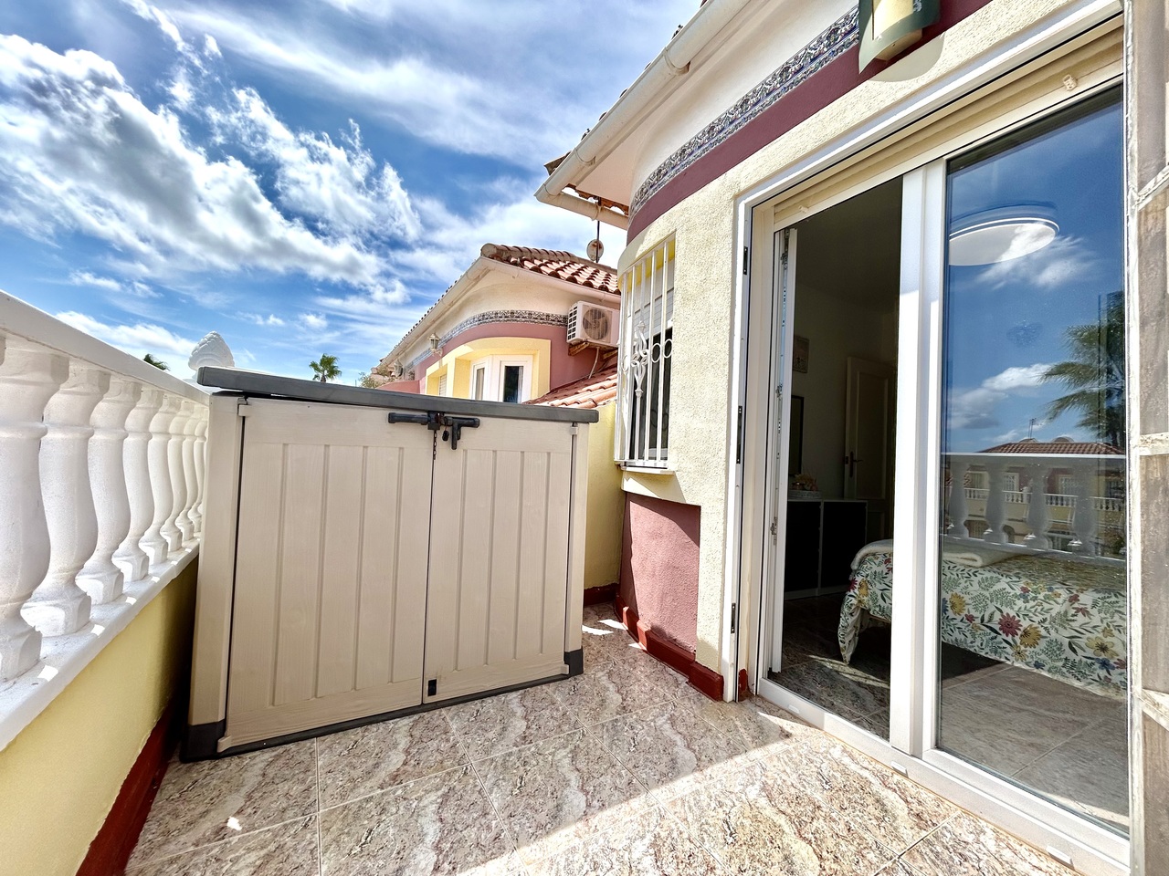 Casa adosada en Cabo Roig, Alicante, España 3 dormitorios, 64 m2 No. 198988