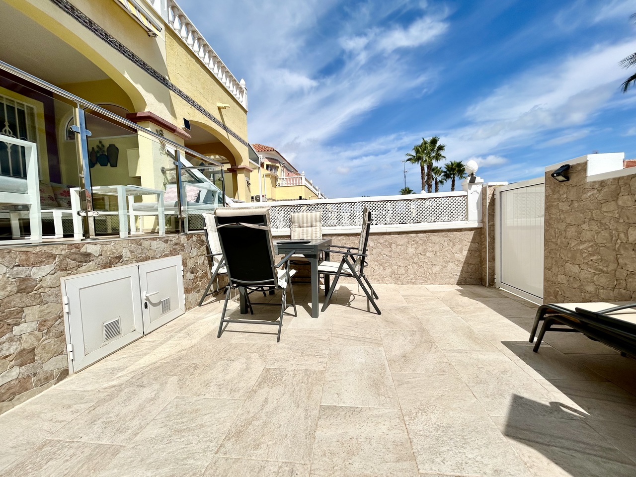 Casa adosada en Cabo Roig, Alicante, España 3 dormitorios, 64 m2 No. 198988