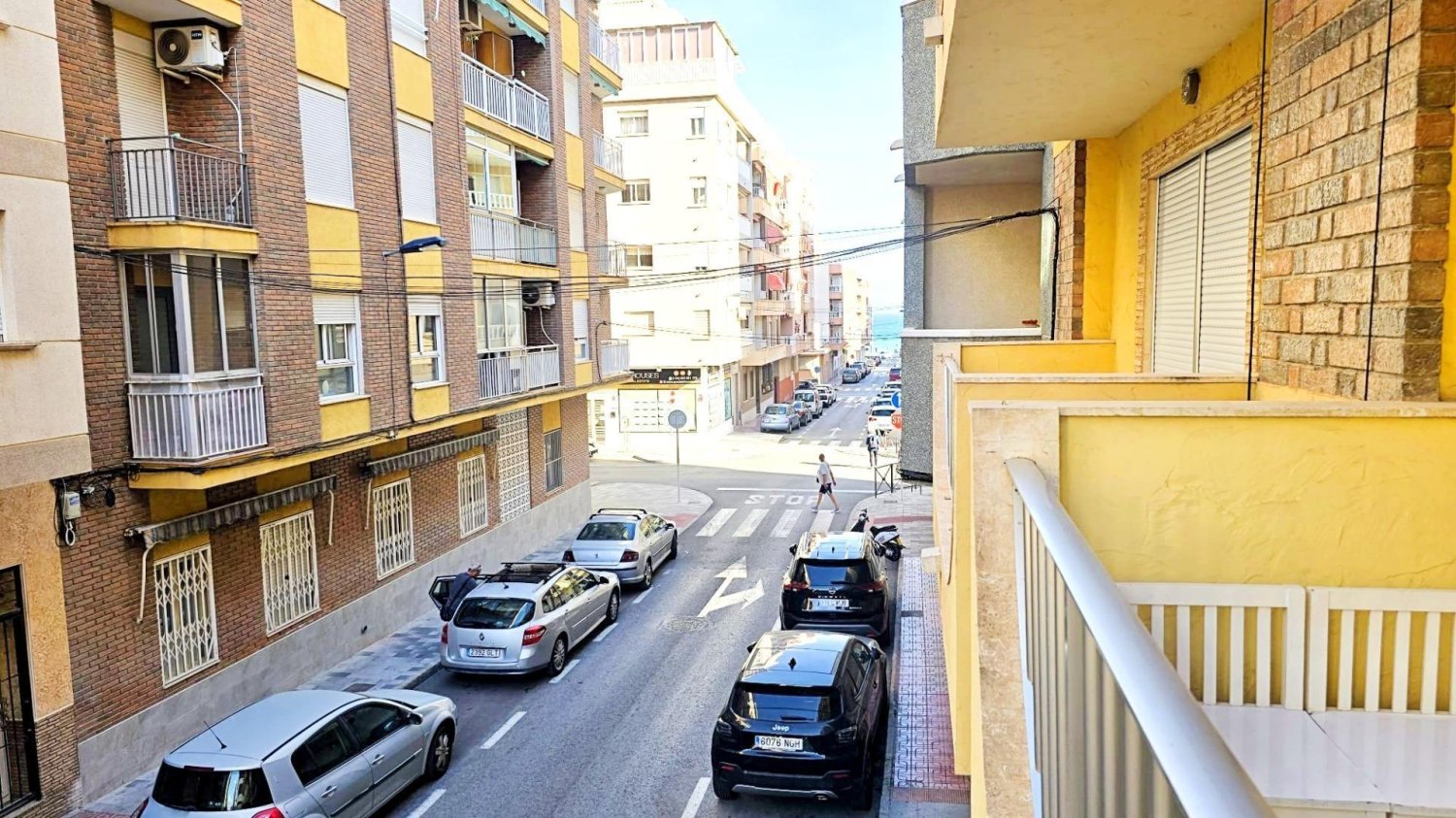 Apartamento en Torrevieja, Alicante, España 2 dormitorios, 100 m2 No. 198743