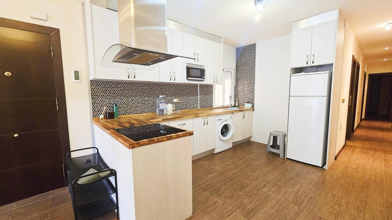 Apartamento en Torrevieja, Alicante, España 2 dormitorios, 100 m2 No. 198743