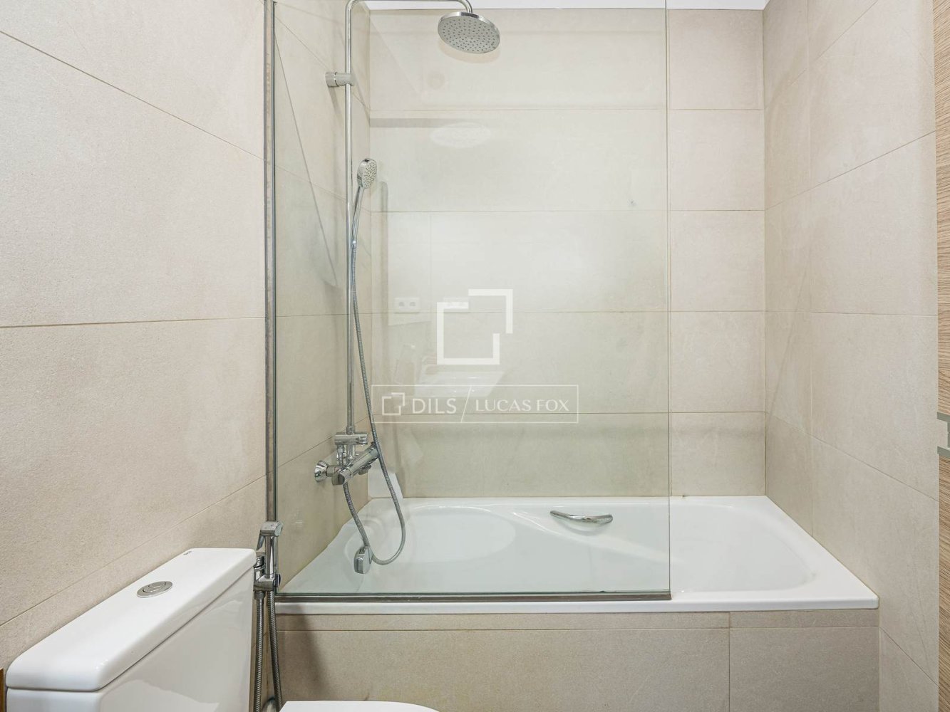 Villa à Castelldefels, Barcelona, Espagne 4 chambres, 150 m2 No. 198484