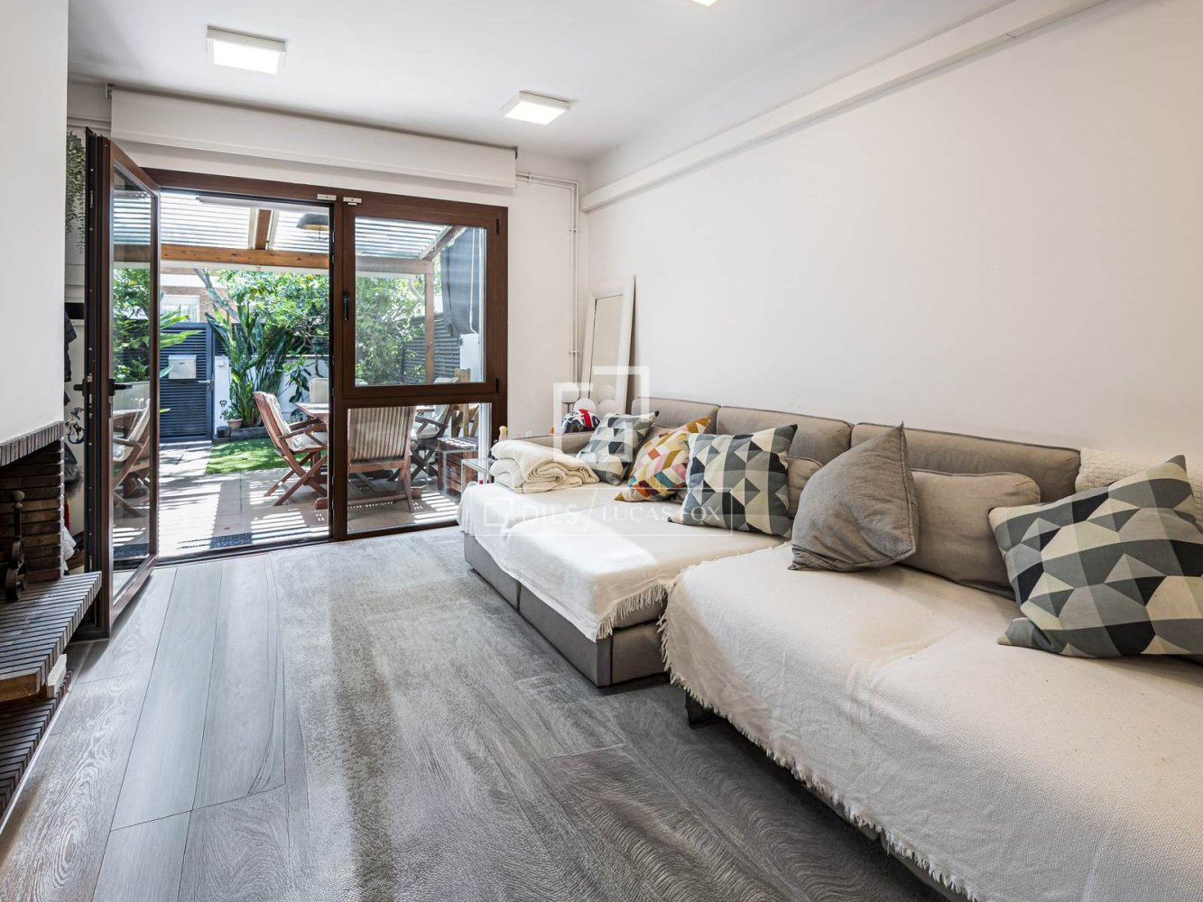Villa à Castelldefels, Barcelona, Espagne 4 chambres, 150 m2 No. 198484