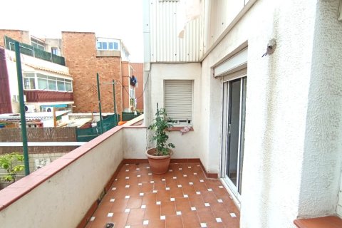 Appartamento a Santa Coloma de Gramenet, Barcelona, Spagna 3 camere da letto, 58 mq. N° 199209