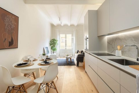 Apartment à Barcelona, Espagne 2 chambres, 82 m2 No. 199997