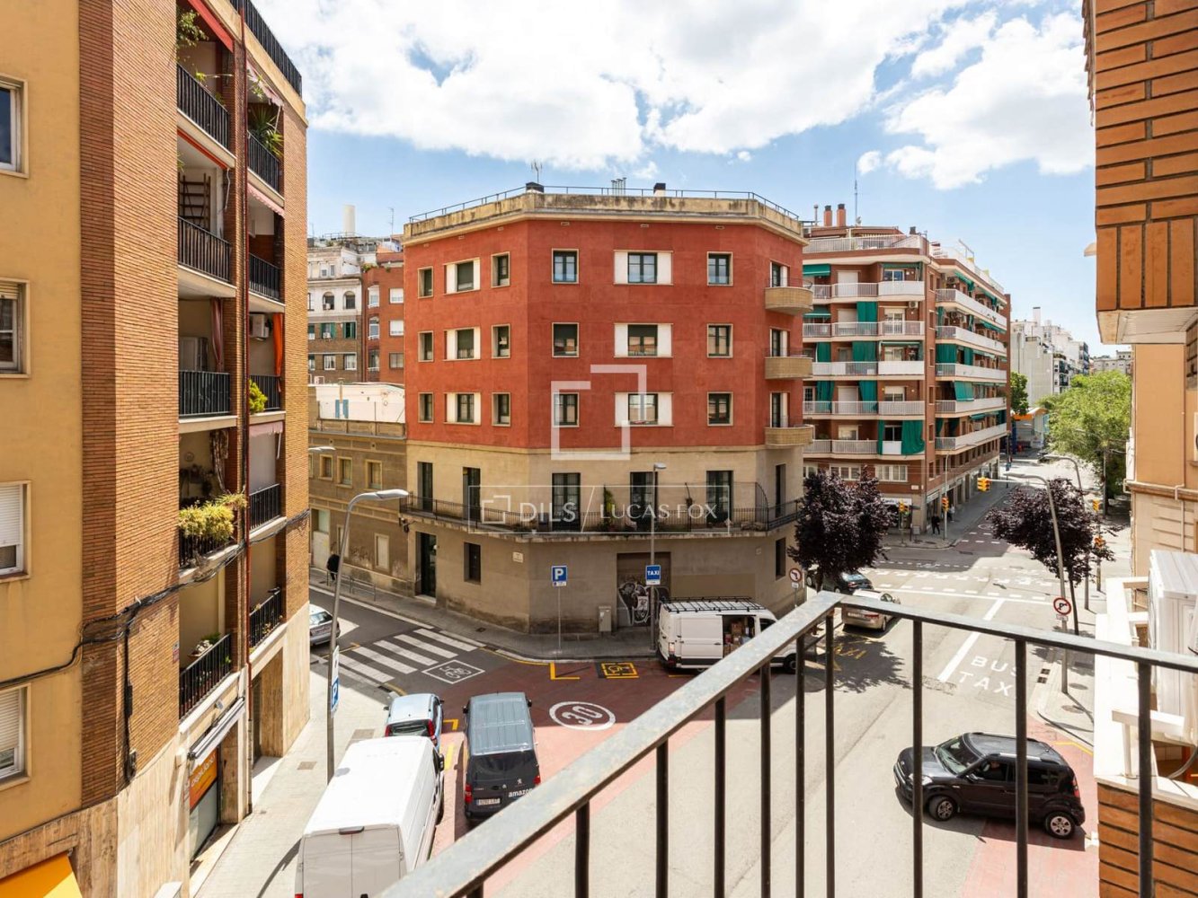 Apartamento en Barcelona, España 2 dormitorios, 82 m2 No. 199997